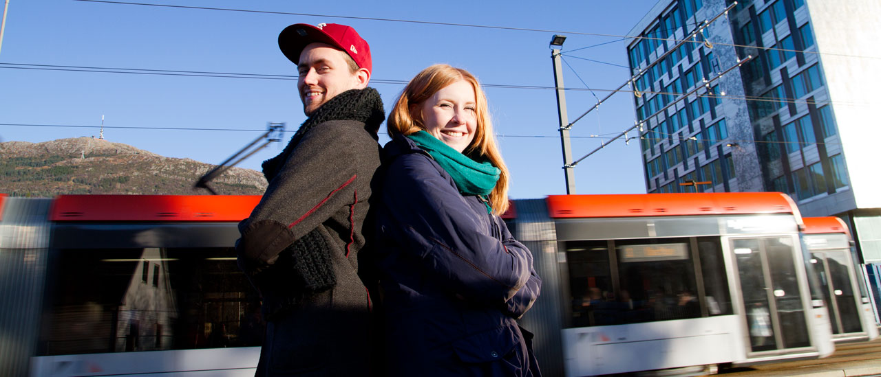Studenter ved bybanen