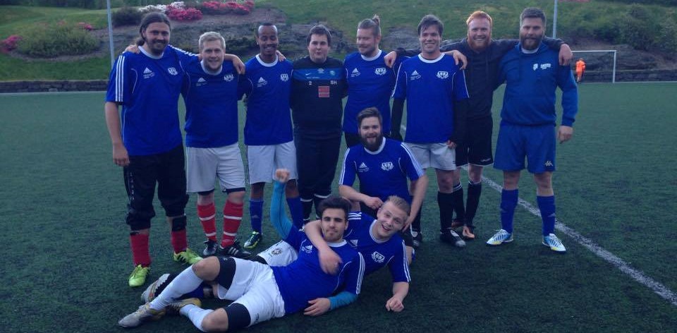 Studentidrettslag på kunstgrasbana